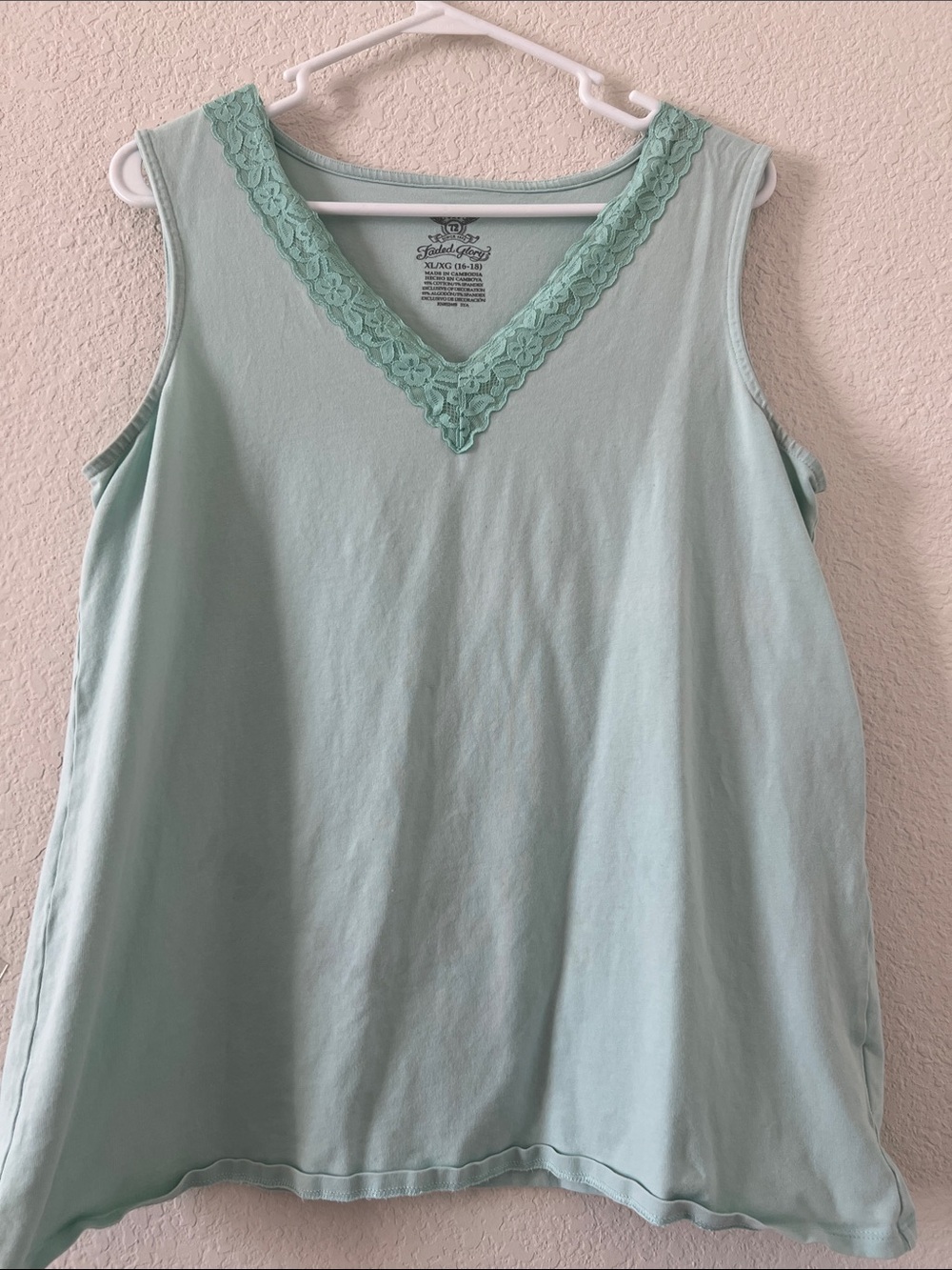 Faded Glory Mint Green Lace-Trim V-Neck Tank